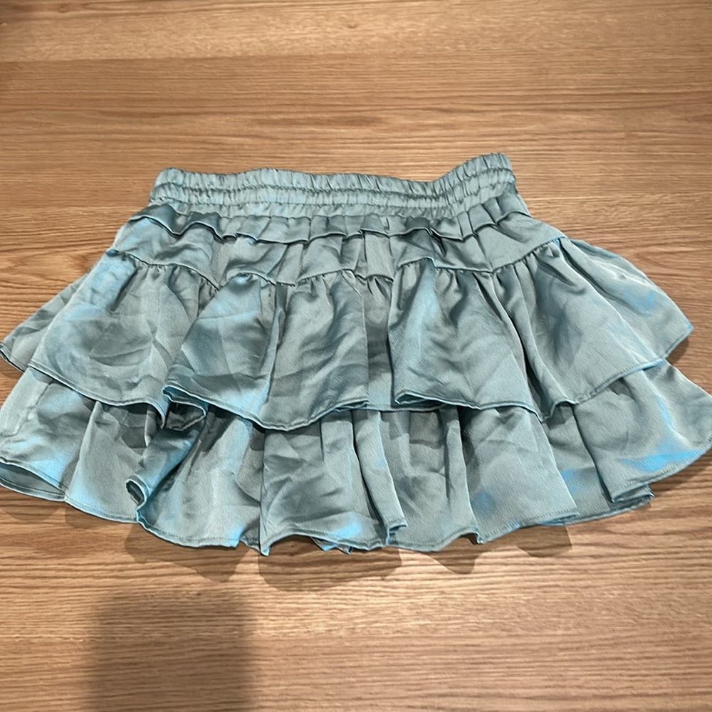 🩷 Day+Moon Ruffled Skort 🩷 - Picture 3 of 4
